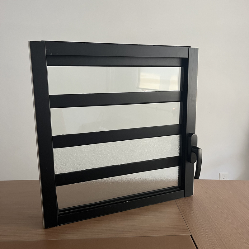 Black Close State of the Louver/Jalousie 